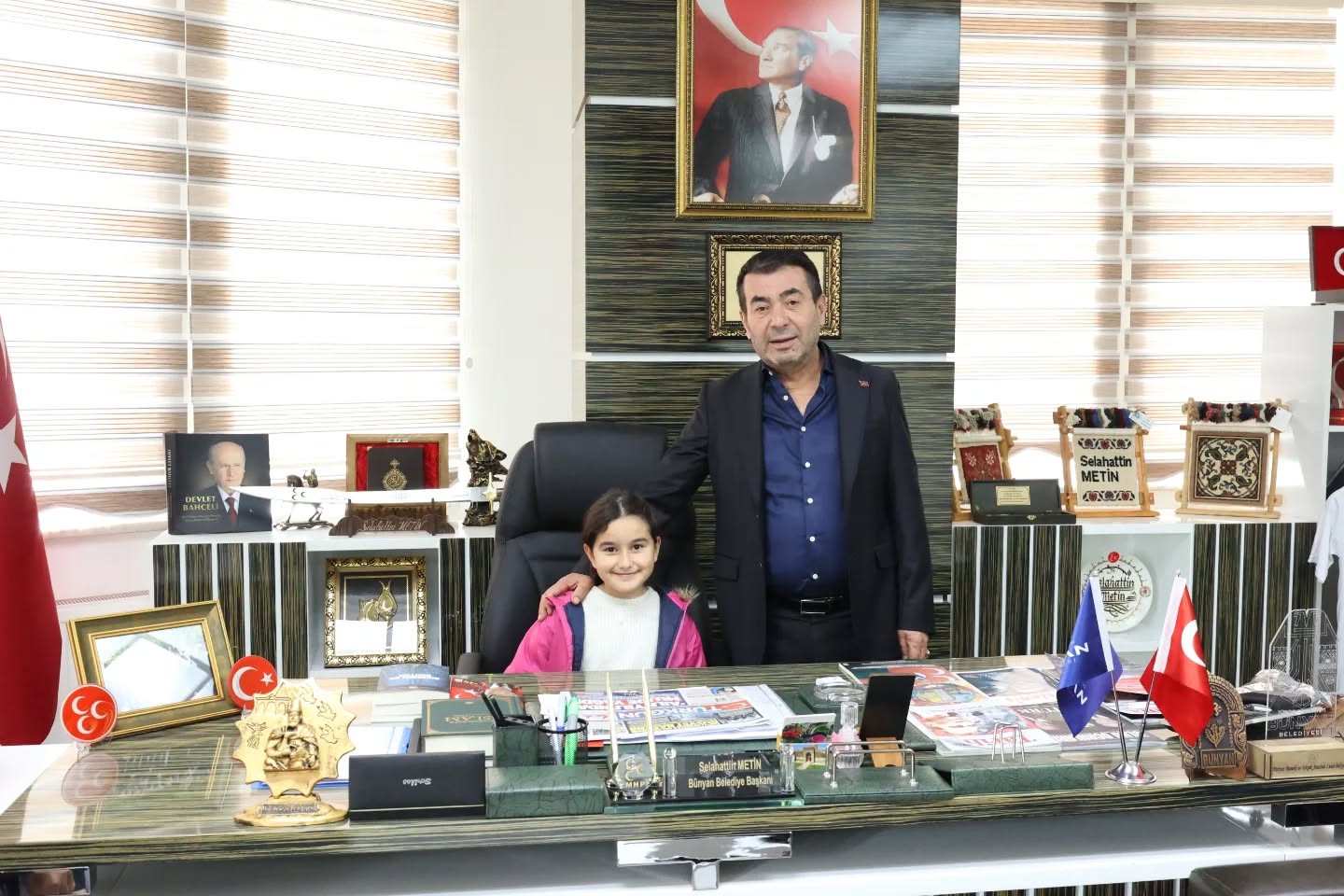 BAŞKAN METİN'DEN KAYSERİ BİRİNCİSİ ELA'YA HEDİYE