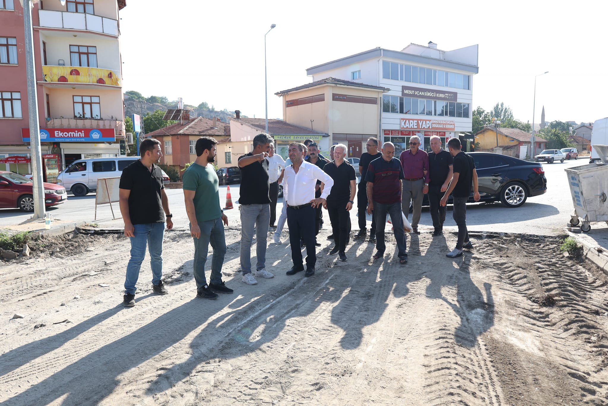 ASFALT ÇALIŞMALARI CUMHURİYET MAHALLESİNDE DEVAM EDİYOR