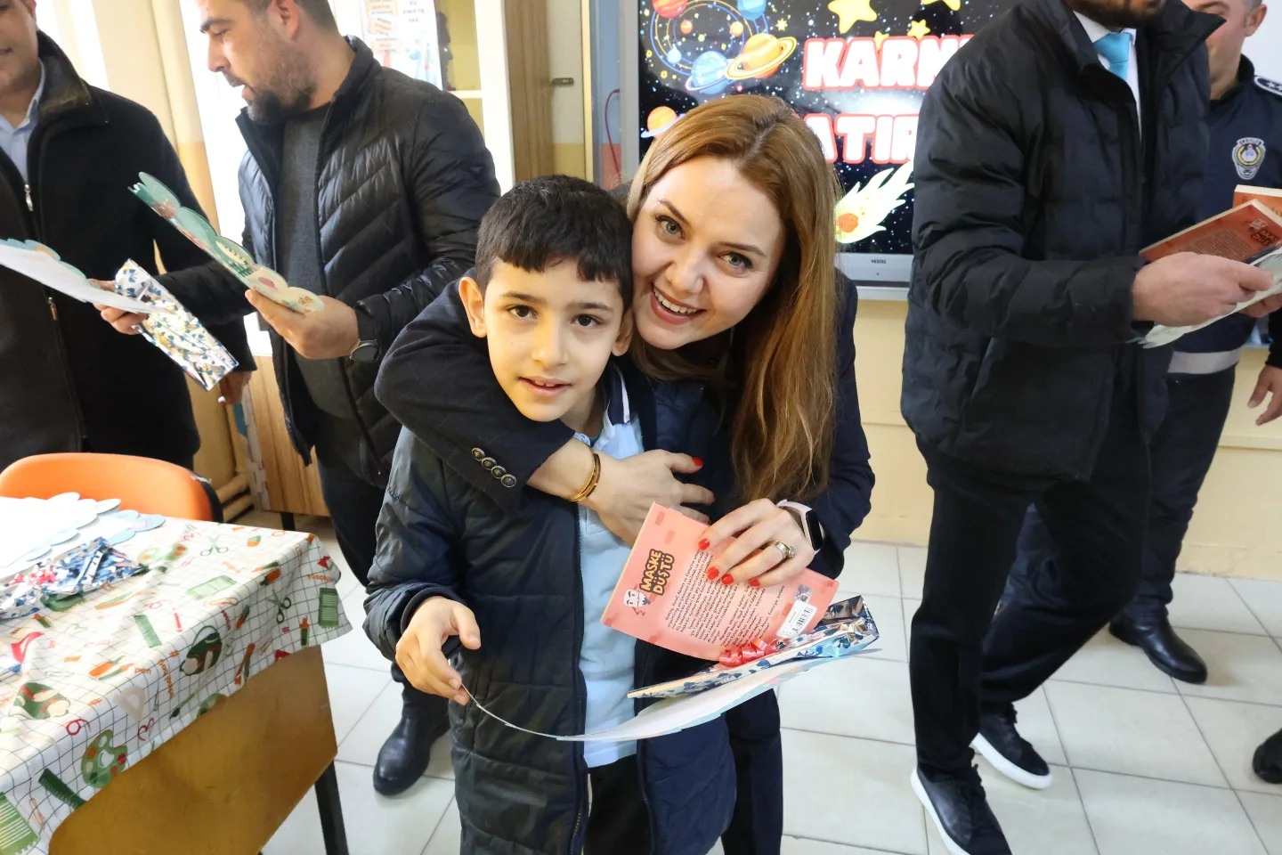 BÜNYAN'DA KARNE HEYECANI