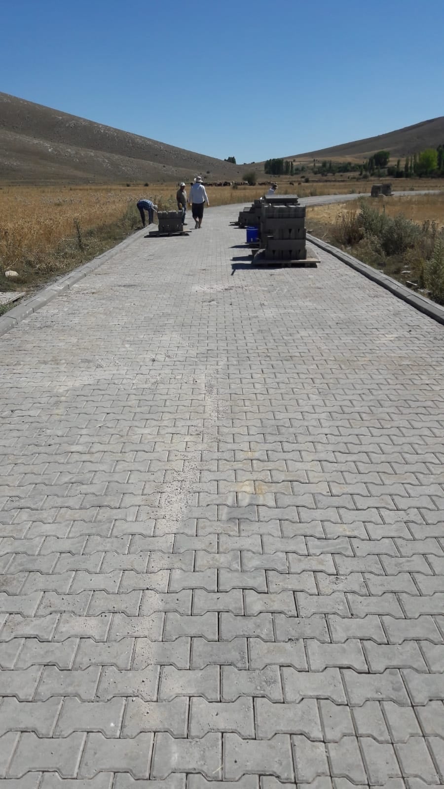 Dağardı Mahallemizde üstyapı parke çalışmalarımız sürüyor