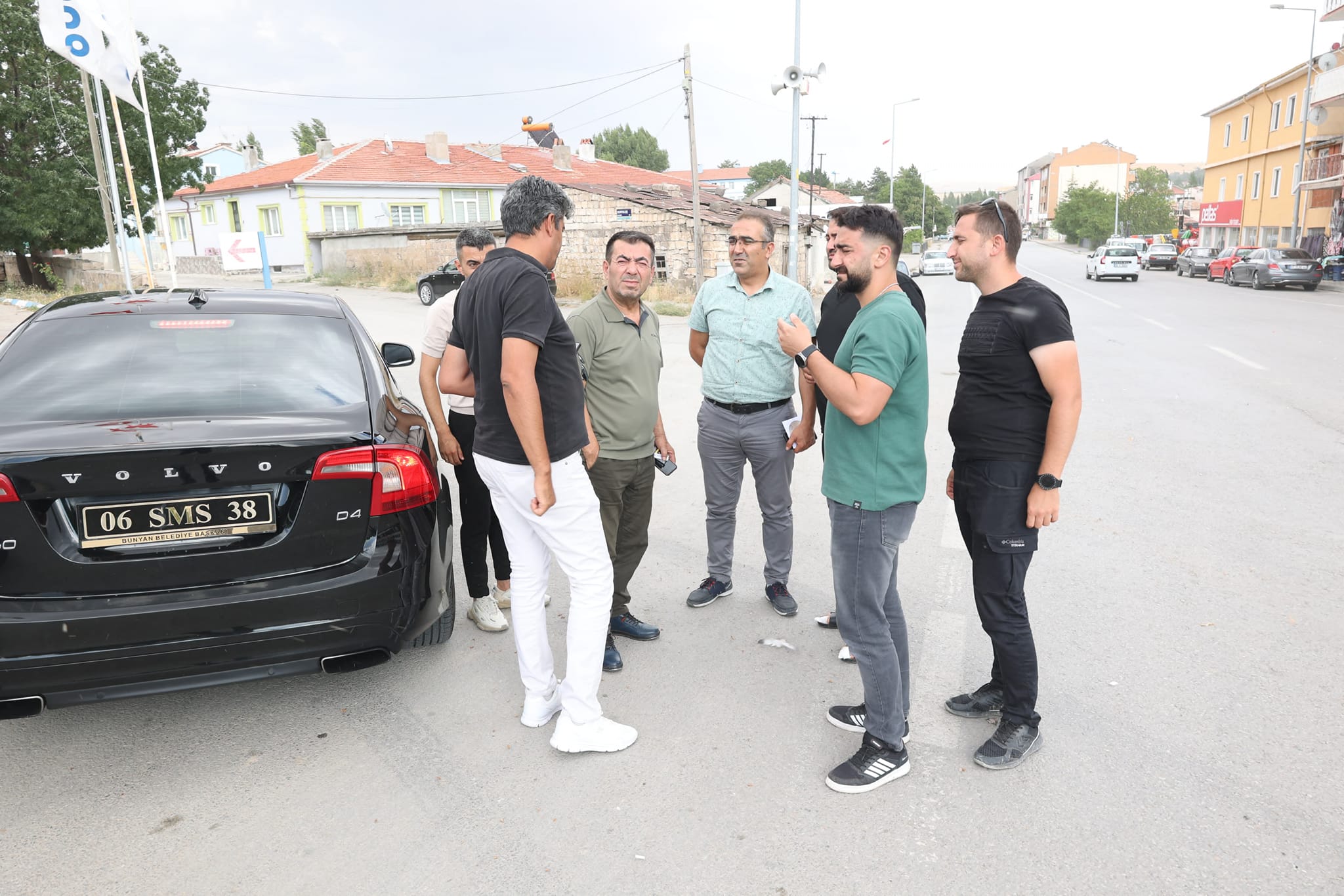 BAŞKAN METİN TEHLİKE OLUŞTURAN KAVŞAK İÇİN HAREKETE GEÇTİ