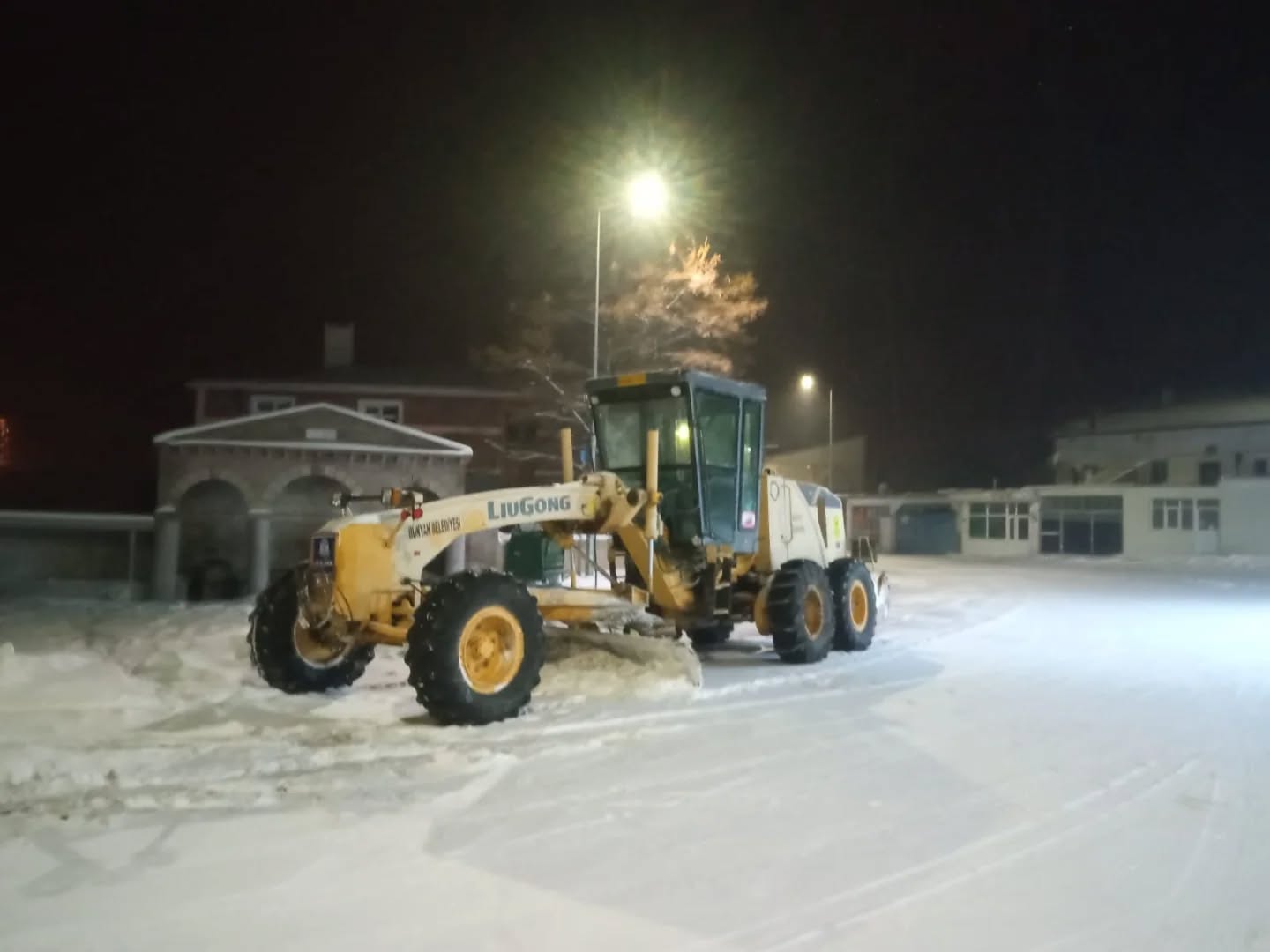 KARLA MÜCADELE HIZ KESMEDEN DEVAMN EDİYOR