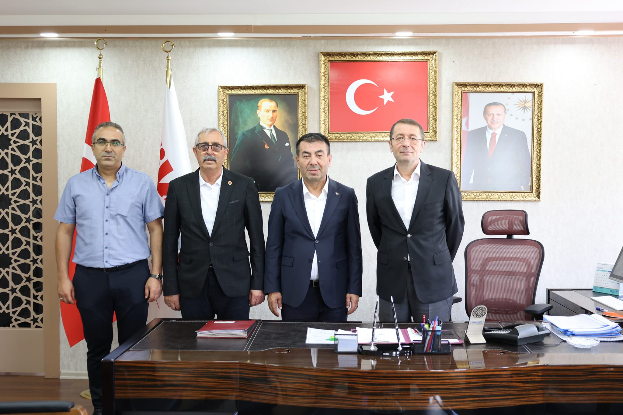 BAŞKAN METİN ÇALIŞMA VE PROJELER ÜZERİNE BİR DİZİ GÖRÜŞME GERÇEKLEŞTİRDİ