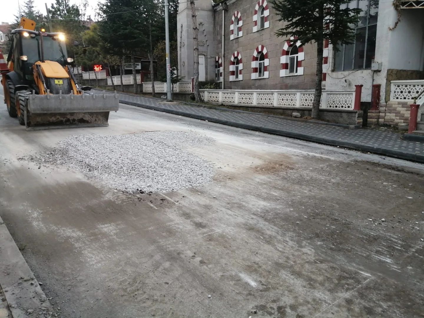 ÇÖKEN YOLDA ONARIM ÇALIŞMALARI TAMAMLANDI