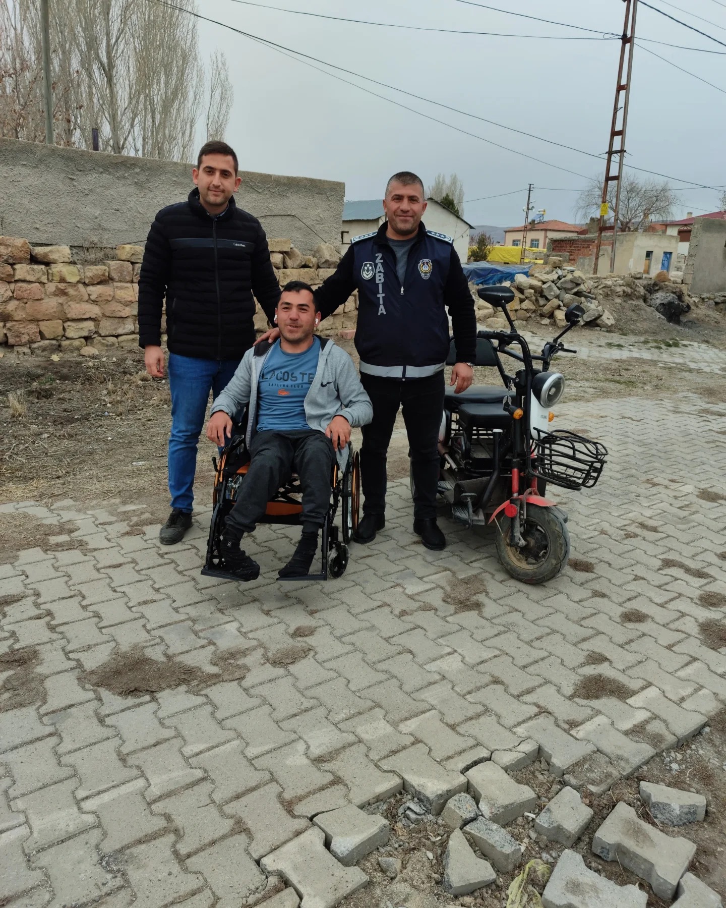 AKMESCİT MAHALLEMİZİN SEVİLEN SİMASINDAN BAŞKAN METİN'E TEŞEKKÜR