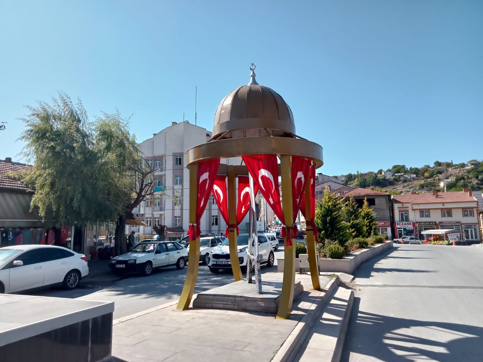 ​ATATÜRK VE ŞEHİTLİK ANITINDA RESTORASYON, BAKIM VE ONARIM ÇALIŞMALARI YAPILDI