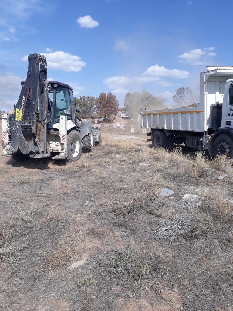 ​KARACAÖREN'DE YAPIMI PLANLANAN TAZİYE VE ÇOK AMAÇLI ETKİNLİK SALONU ÇEVRE DÜZENLEME ÇALIŞMALAR