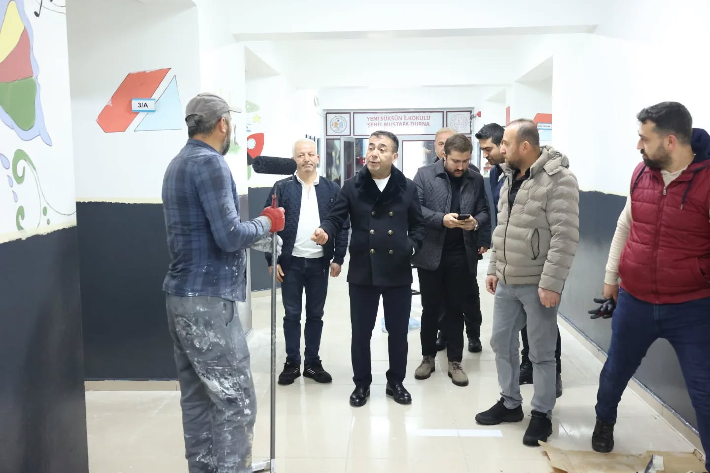 BAŞKAN METİN OKULDA BAŞLATILAN ÇALIŞMALARI İNCELEDİ