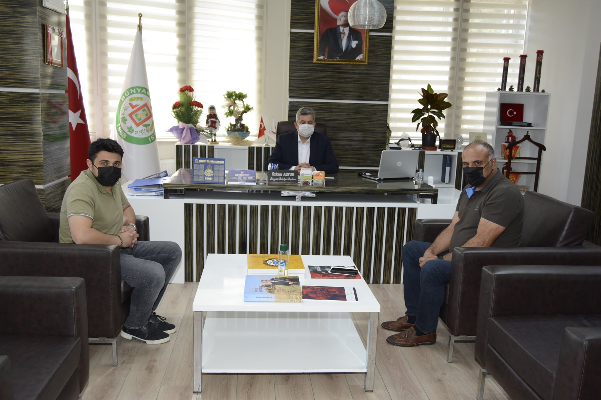 Bünyan-Sarıoğlan-Bahçecik sulama hattının mütehatliğini yapan Güleker Grup yetkililerini misafir ett