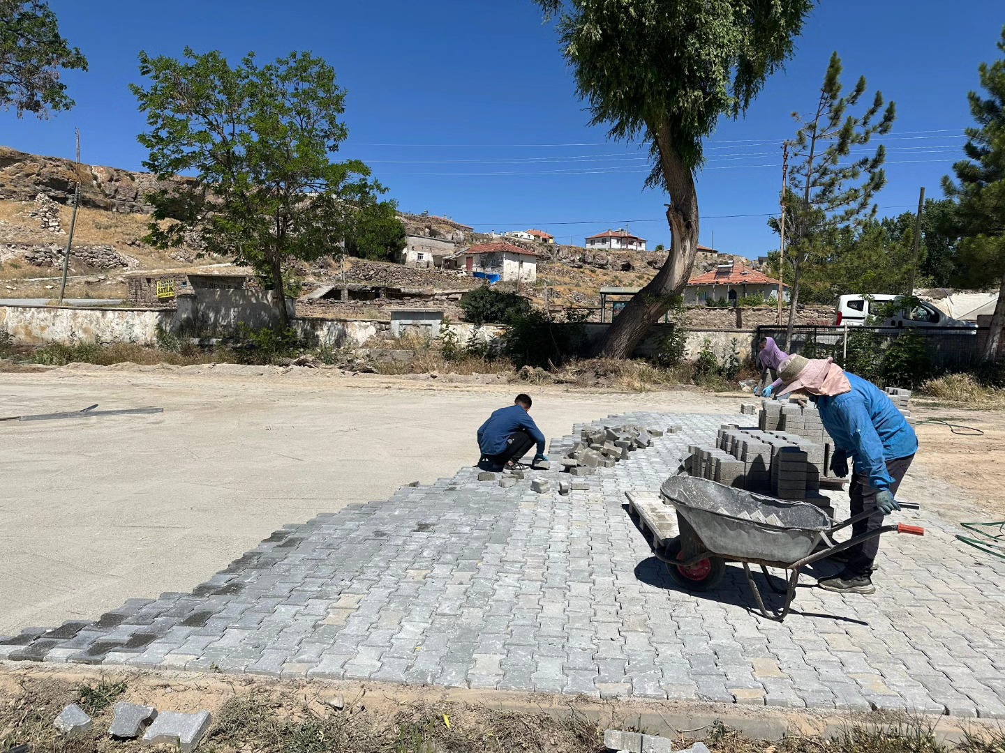 KÖPRÜBAŞI MAHALLESİ PARKE ÇALIŞMALARI