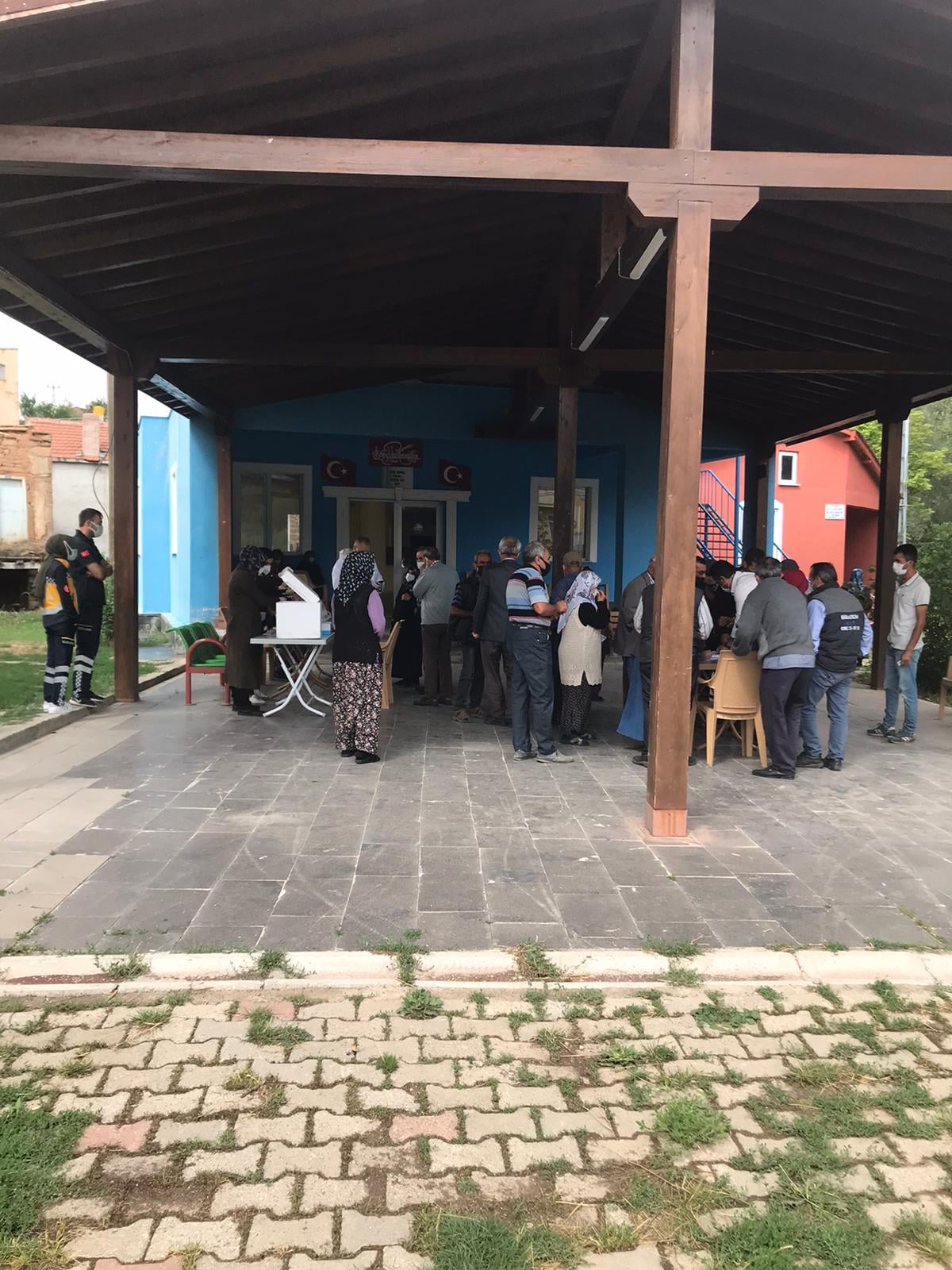 ​MAHALLERİMİZE  AŞI STANDINDI KURULDU