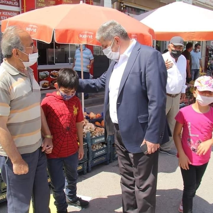 Başkan ALTUN' dan pazar ziyareti