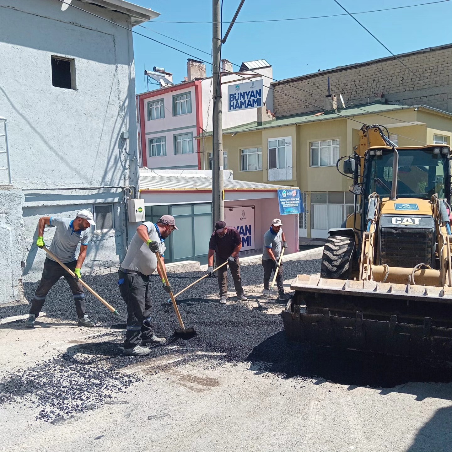 İLÇE GENELİ ASFALTLAMA ÇALIŞMALARI