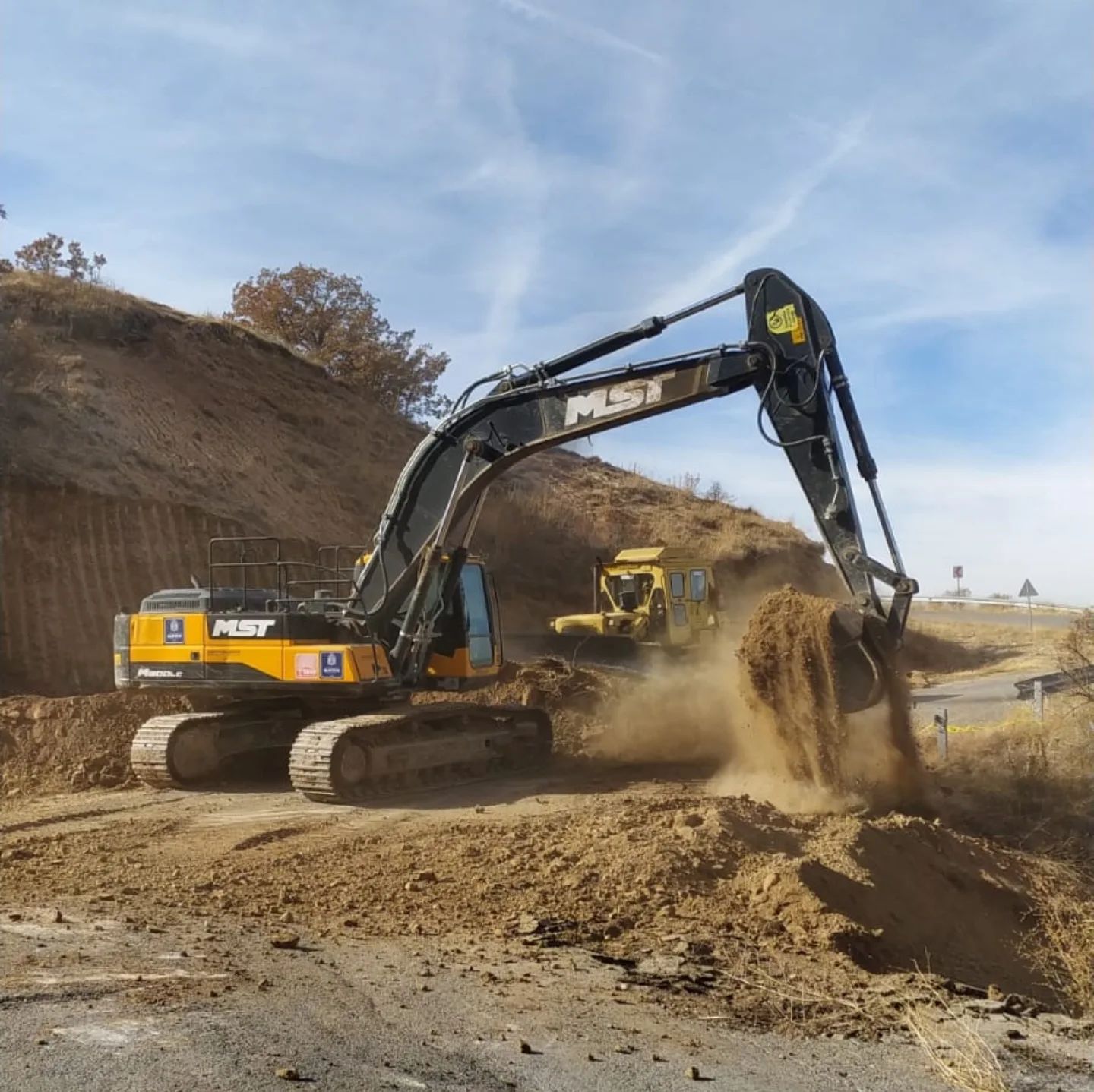 PİRAHMET YOLUNDA HUMMALI ÇALIŞMA