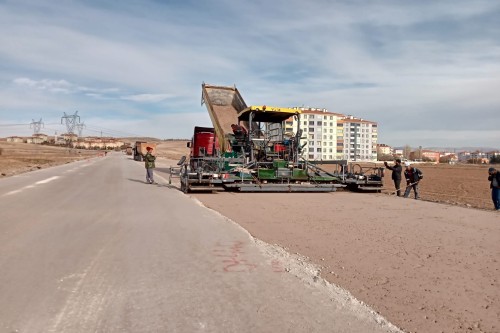 ​Bekaş Evler - Toki Konutları arası yol asfalt serimi için altyapı hazırlıkları başladı.