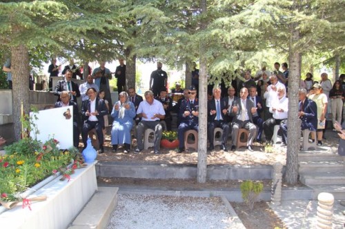 Tüm Şehitlerimiz Bünyan Şehitliğinde ziyaret edilerek kabirleri başında anıldı.