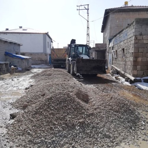 Gergeme ve Karatay Mahallelerimizde bakım onarım çalışmaları yapıldı.