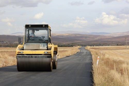 İĞDECİK-KARACAÖREN YOLU ASFALT ÇALIŞMASI