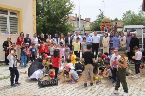 ​MİNİK ELLERDEN SIFIR ATIĞA