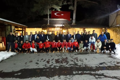 BAŞKAN METİN'DEN BÜNYAN BELEDİYE SPOR'A DESTEK