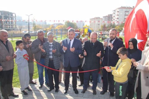 ​ŞEHİT EYÜP GİRGİN PARKI AÇILIŞI YOĞUN KATILIM İLE GERÇEKLEŞTİRİLDİ