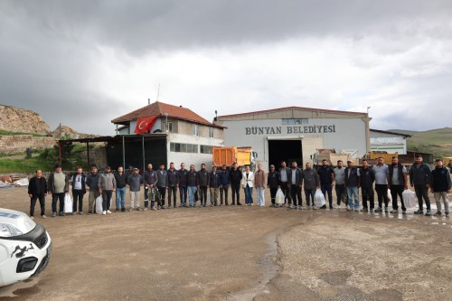 Fen İşleri ve Temizlik İşleri depolarını ziyaret