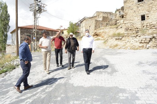 DOĞANLAR İLE GERGEME MAHALLEMİZ ARASINDA PARKE ÇALIŞMASI YAPILAN YOLUMUZ ULAŞIMA AÇILDI