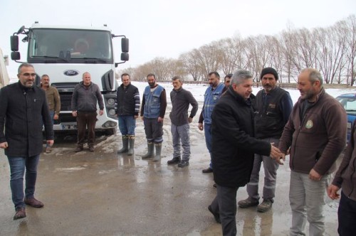 Başkan ALTUN ALTUN Temizlik İşleri ekiplerimizle bir araya gelerek Regaip Kandillerini kutladı