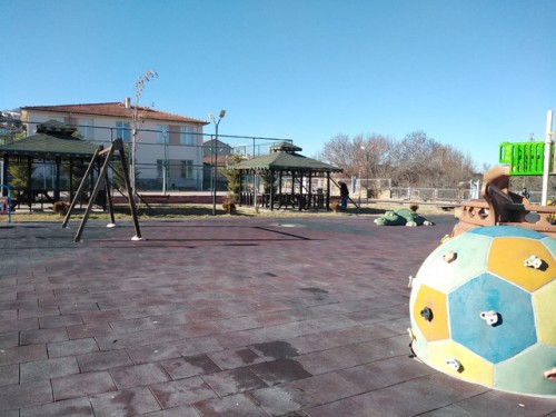 Şehit Cennet YİĞİT Parkında Temizlik, Bakım ve Onarım Çalışmaları Yapıldı.