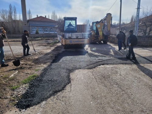 YOL BAKIM,ONARIM VE YENİLEME ÇALIŞMALARI ARALIKSIZ SÜRÜYOR