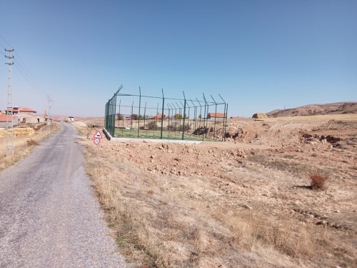 ​PİRAHMET MAHALLEMİZDE HALI SAHA YAPIM ÇALIŞMALARI SONA GELİYOR