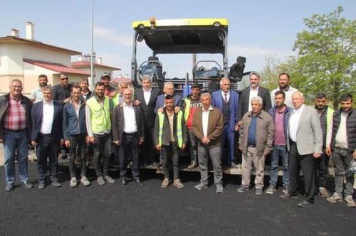 ​Büyüktuzhisar asfalt çalışmalarına start verildi.