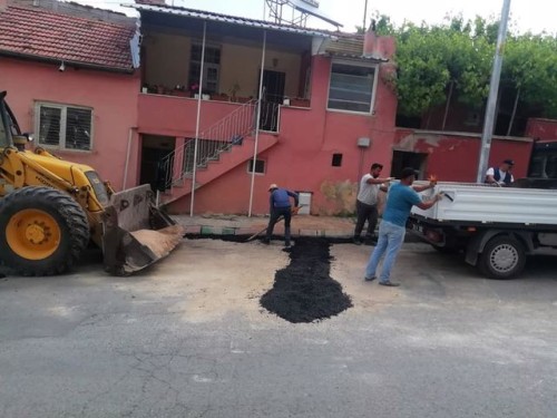 İlçe yollarımızda Bakım onarım çalışmaları devam ediyor.