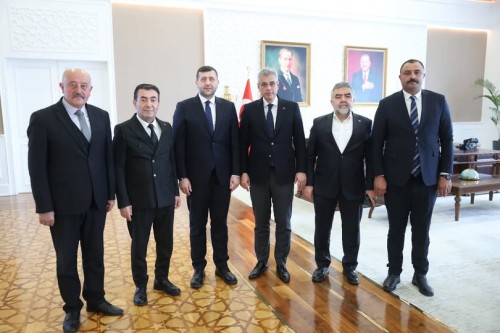 BAŞKAN METİN'DEN BAKAN MEMİŞOĞLU'NA ZİYARET