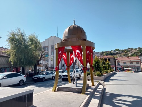 ​ATATÜRK VE ŞEHİTLİK ANITINDA RESTORASYON, BAKIM VE ONARIM ÇALIŞMALARI YAPILDI