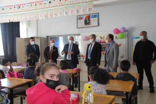 ​BÜNYAN'DA YENİ  EĞİTİM VE ÖĞRENİM YILI AÇILIMI GERÇEKLEŞTİRİLDİ.