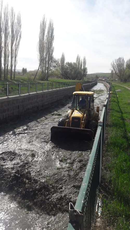HER YIL BÜK DERESİNDE PERİYODİK OLARAK YAPILAN TEMİZLİK ÇALIŞMALARINA BAŞLADI