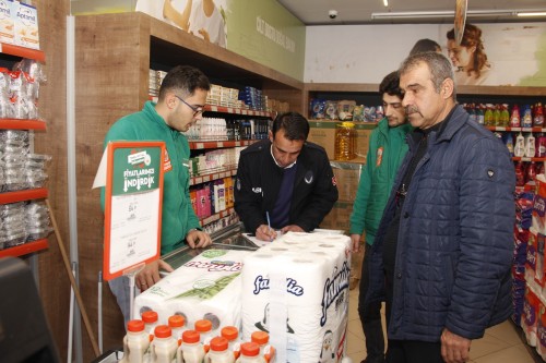​BÜNYAN ZABITA MÜDÜRLÜĞÜ EKİPLERİMİZ MARKETLERDE DENETİM GERÇEKLEŞTİRDİ