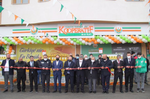 Türkiye Tarım Kredi Kooperatif Marketi'nin açılışı gerçekleştirildi.