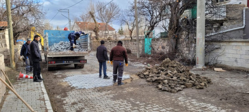 Sümer ve Camiicedit Mahallelerimizde yol bakım  çalışmaları yapıldı.