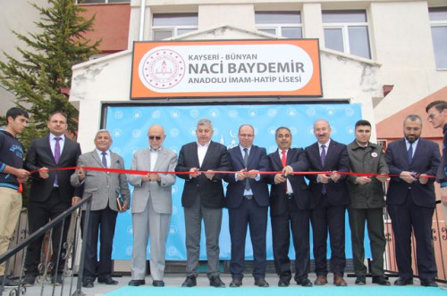Naci Baydemir Anadolu İmam Hatip Lisesinde bulunan sosyal faaliyet alanları açılışı gerçekleştirildi